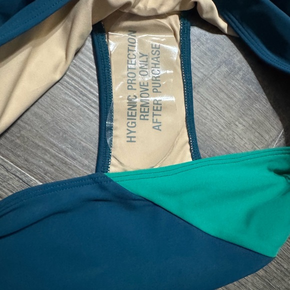 NEW Summersalt Bikini Set - Picture 7 of 7